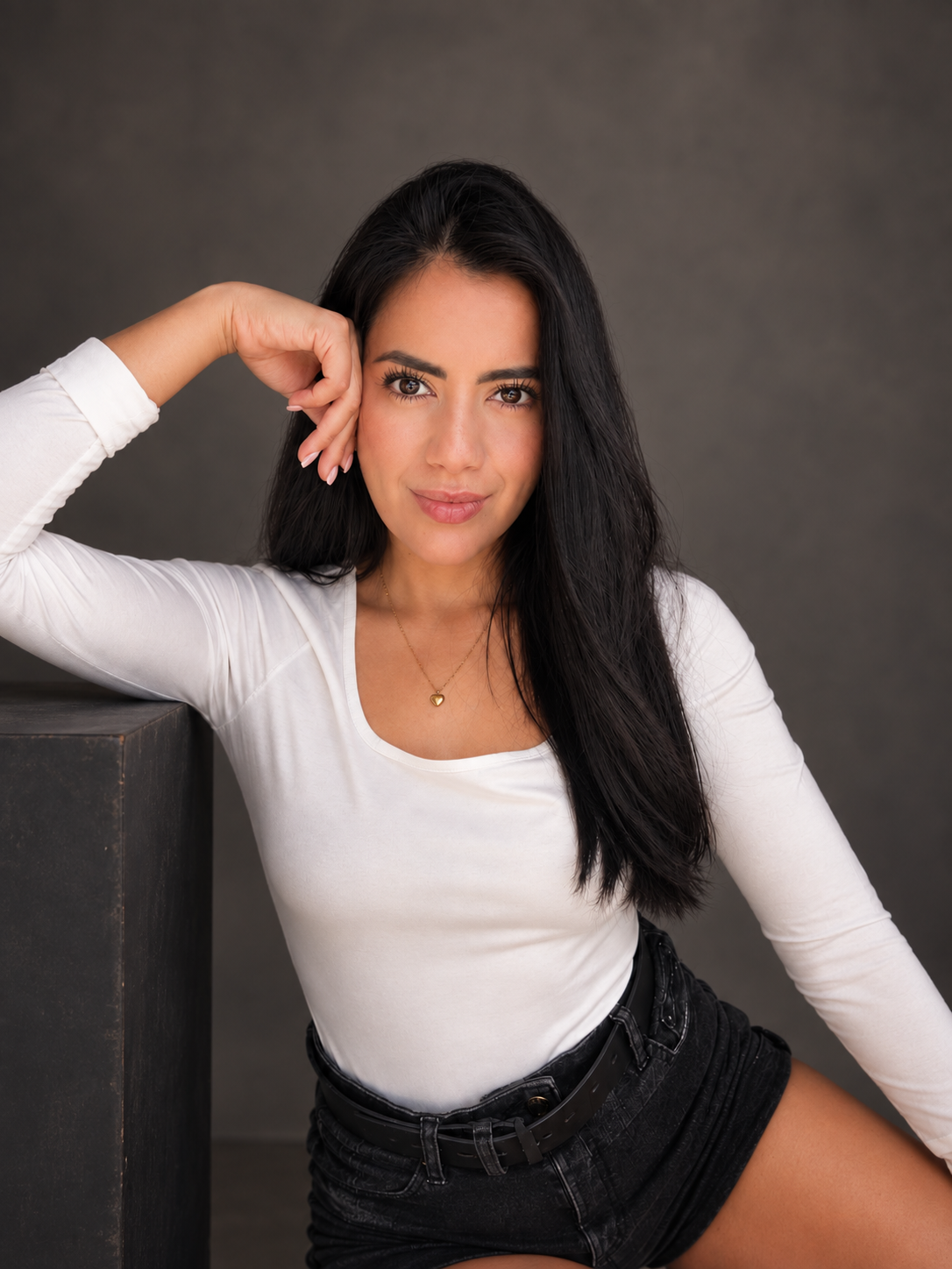 Angie Lara
